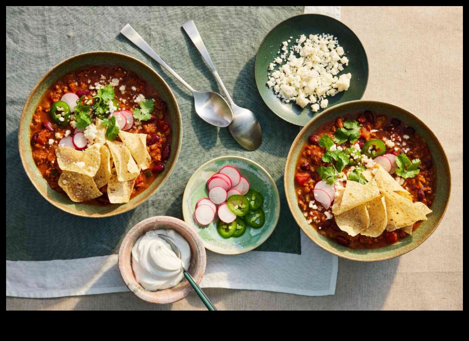 Ātras vakariņas 30 minūšu garumā, kas nav maigas 5 Ātras vakariņas: kulinārijas triumfs minūtēs vai mazāk