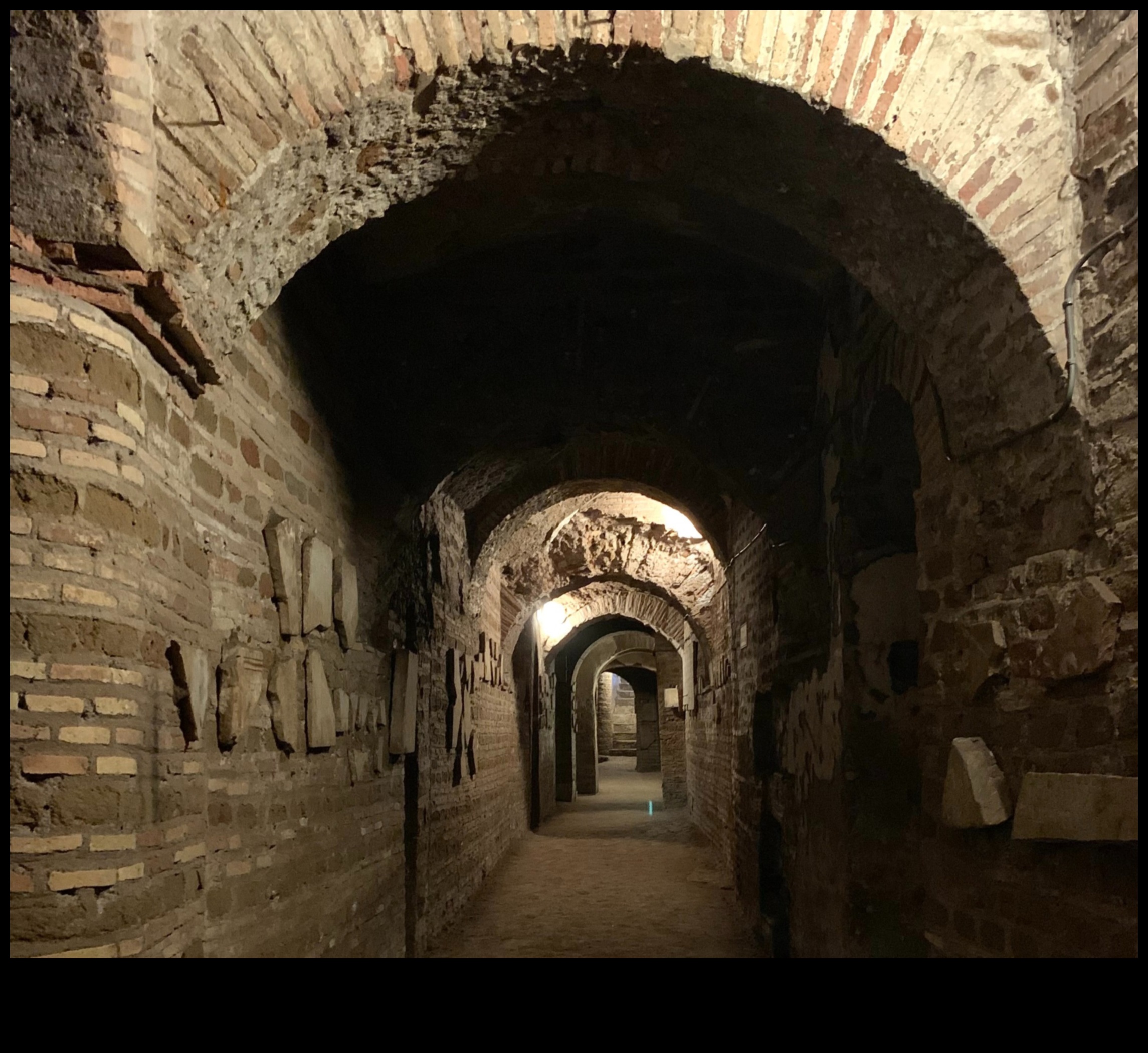 Caelian Courtyards: iemūžiniet dzīvi romiešu dzīvojamos rajonos