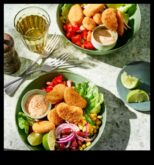 Dārza gardēžu baudījums attiecībā uz svaigiem un garšīgiem veģetāriem ēdieniem