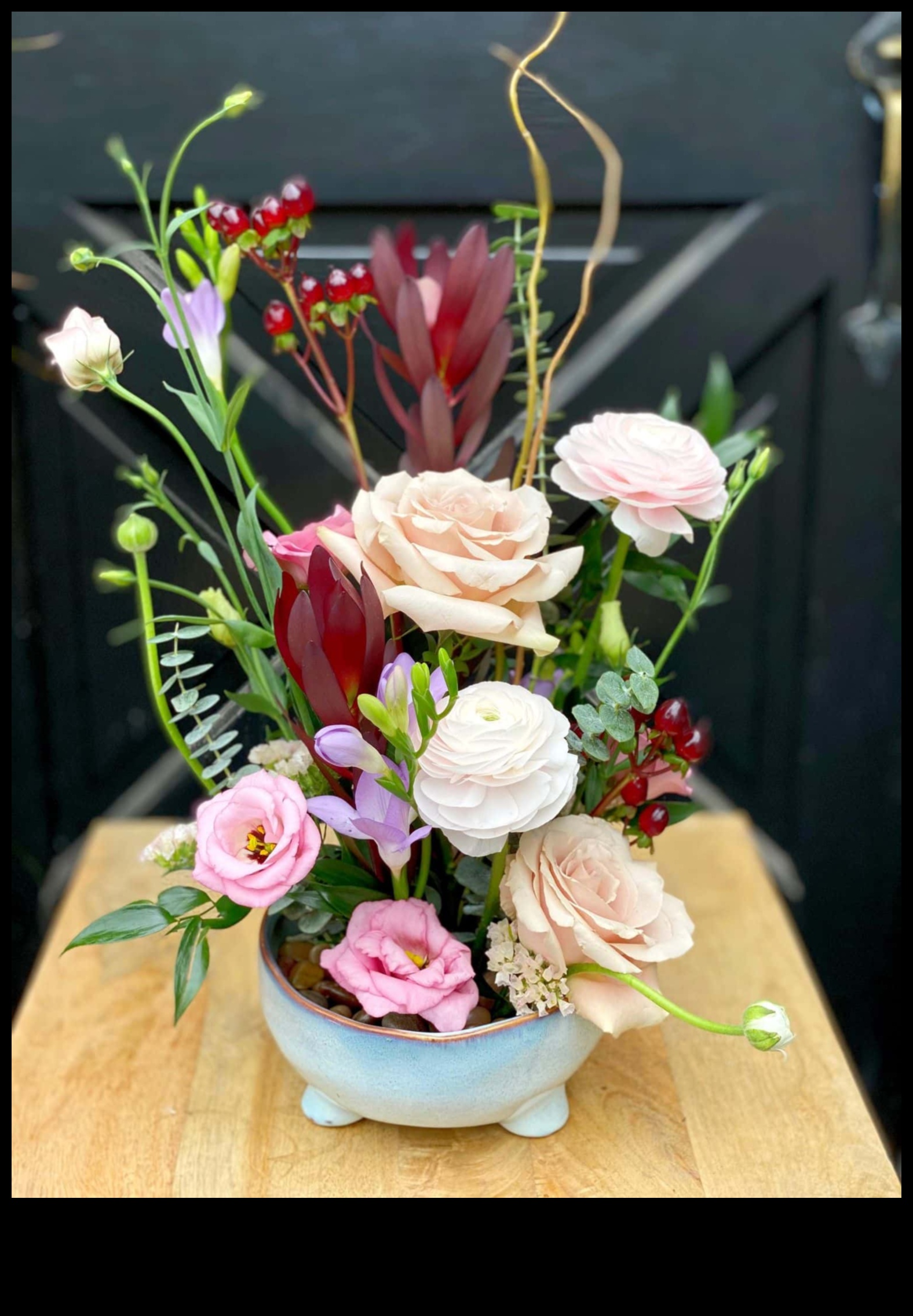 Ziedu fantāzija: uzlabojiet savu dārzu ar labākajiem instrumentiem